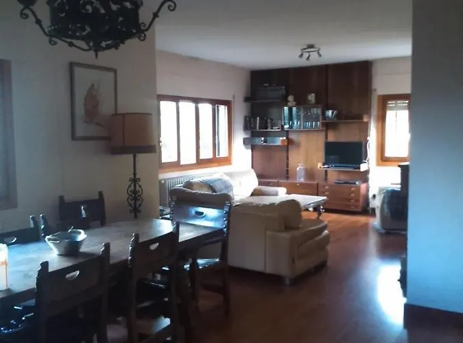 La Casa De Robledo * Сеговия